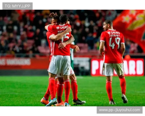 本菲卡高清足球比赛精彩回顾与战术解析球员表现全面分析